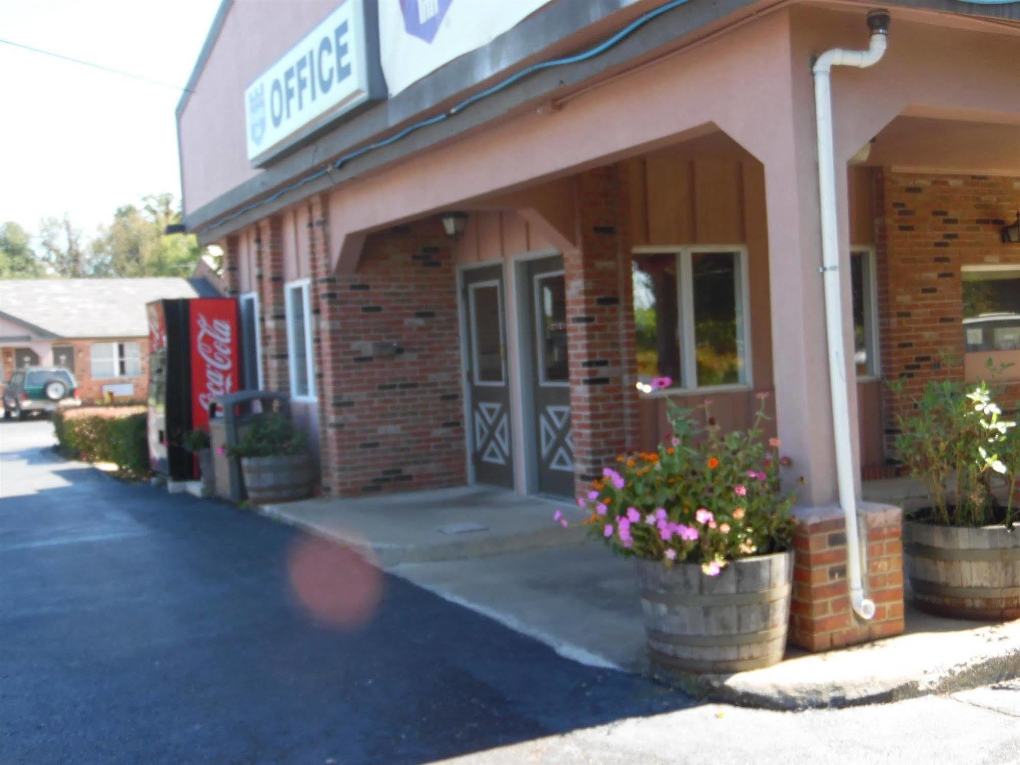 Red Roof Inn Georgetown, Ky Экстерьер фото