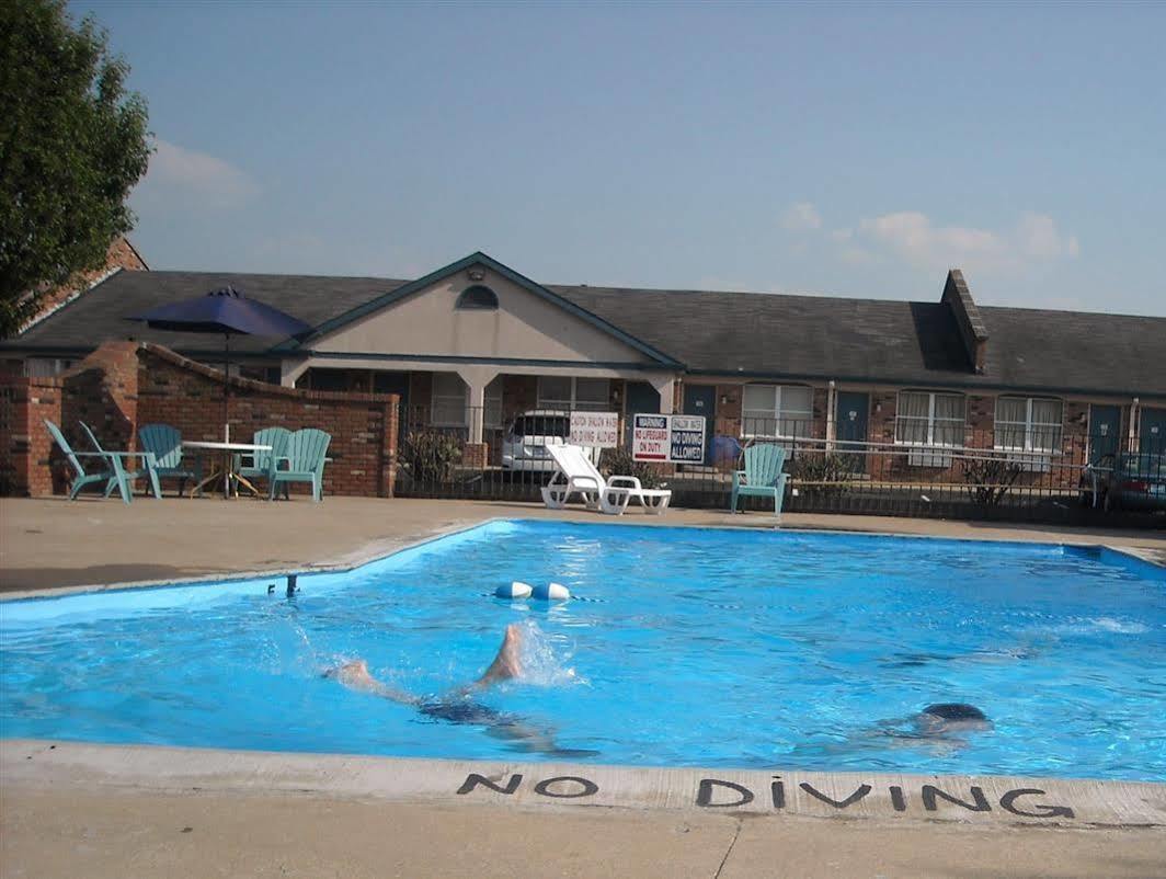 Red Roof Inn Georgetown, Ky Экстерьер фото